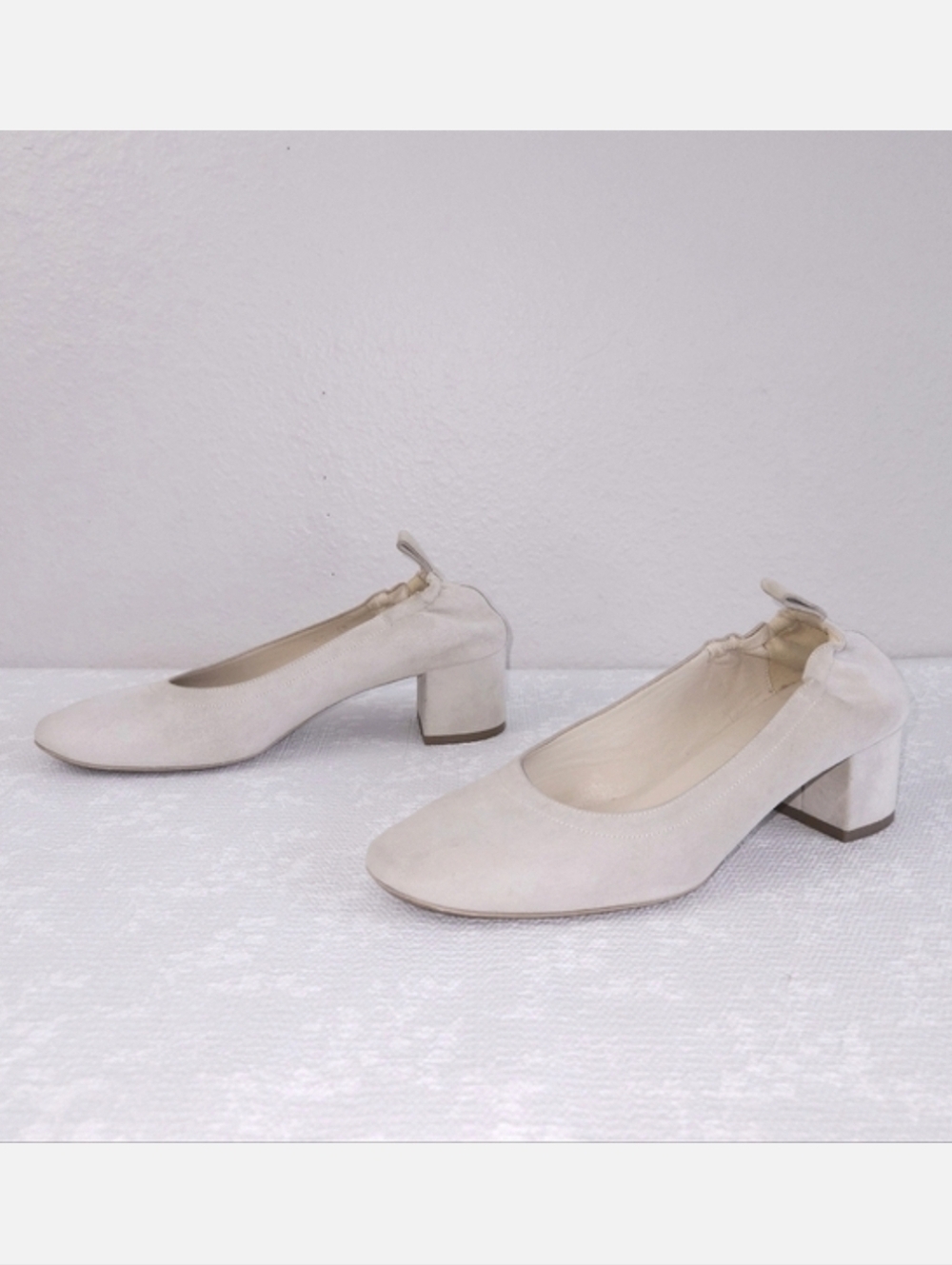 EVERLANE The Day Heel Suede Pumps US 6.5
